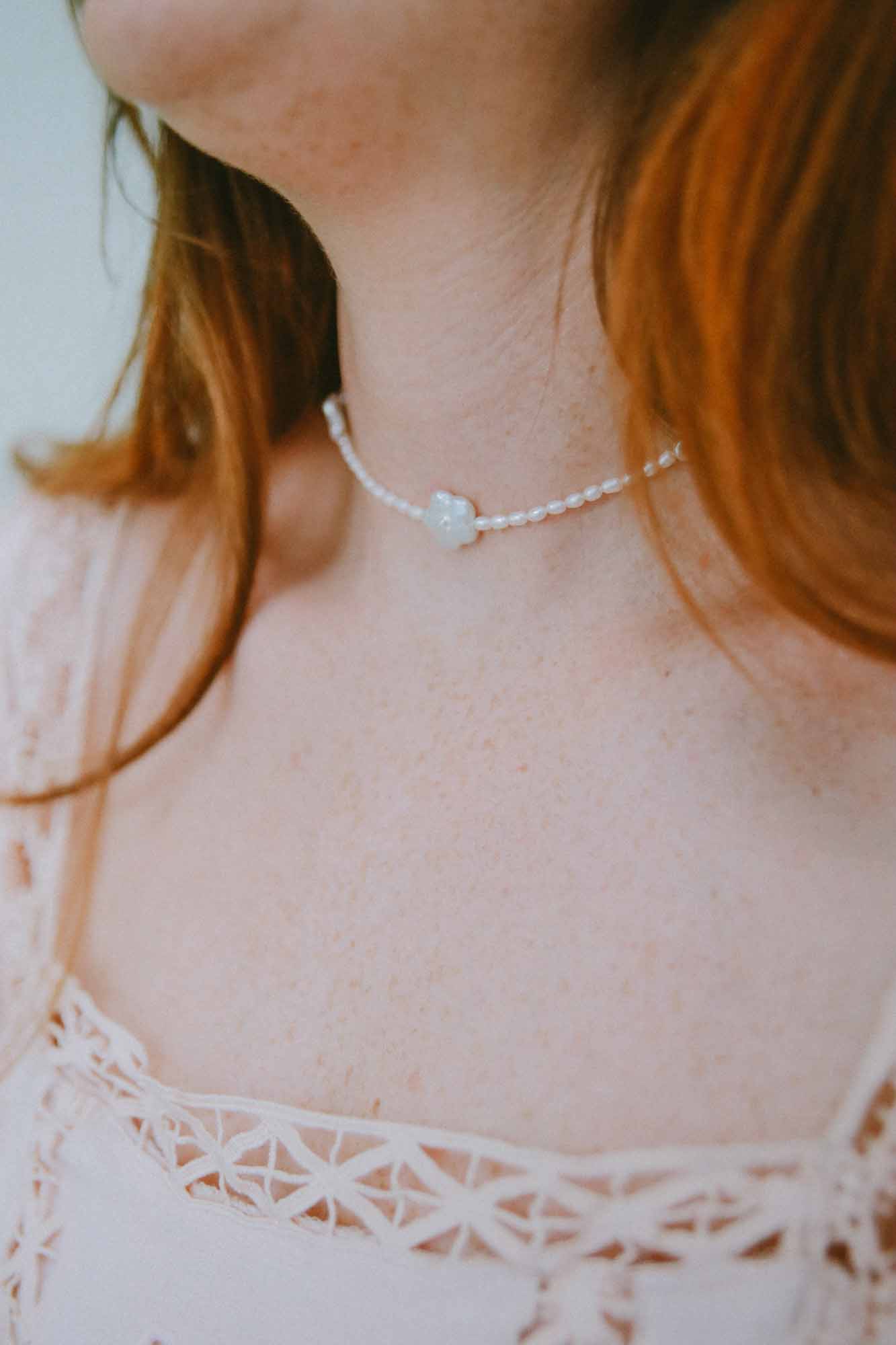 White Daisy Freshwater Pearl Necklace