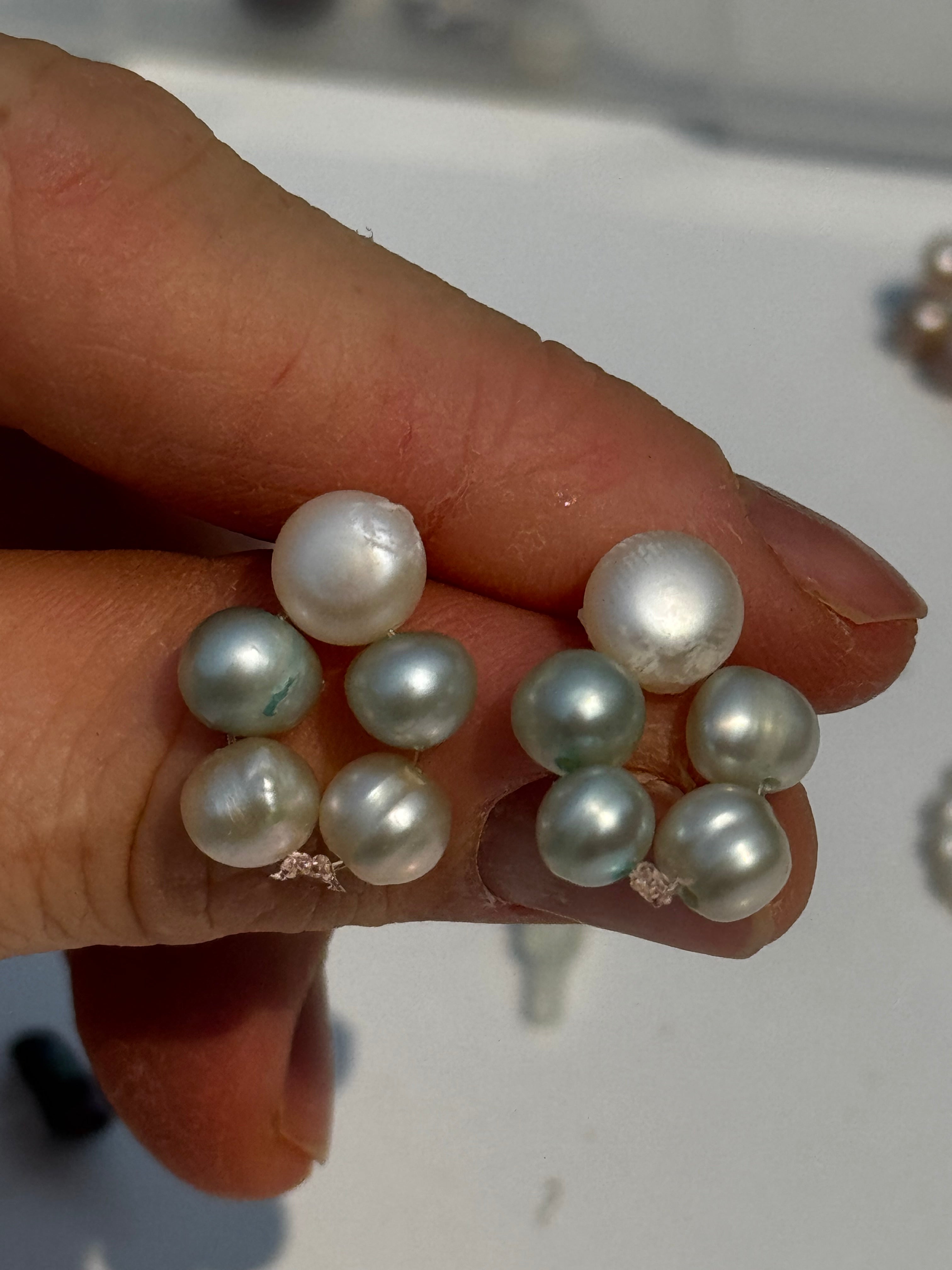 Blue Runner Pearl Earrings