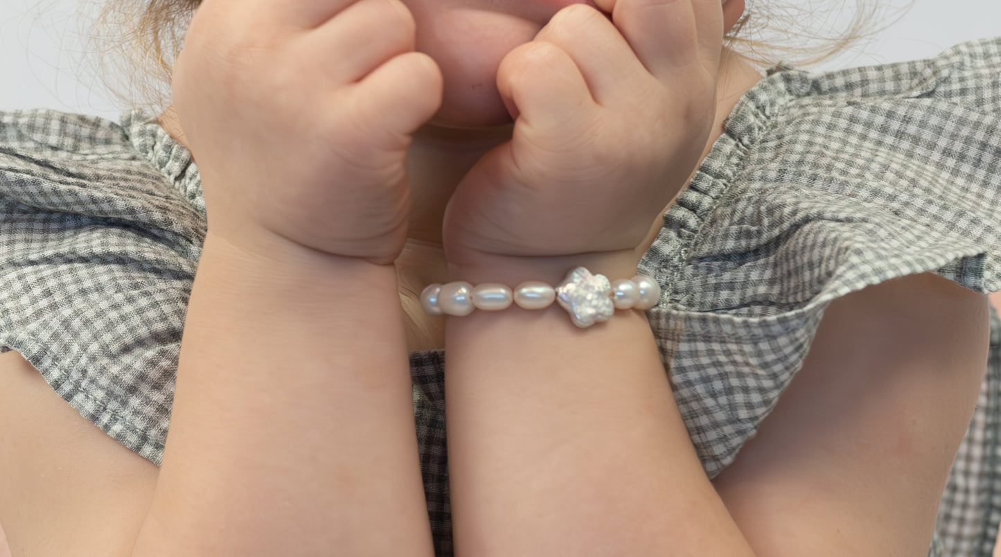 Children's sized Flower Pearl Bracelet